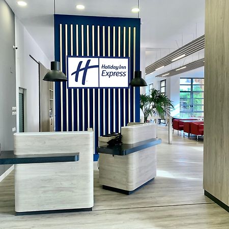 Holiday Inn Express Ciudad De Las Ciencias By Ihg Valencia Interiør billede