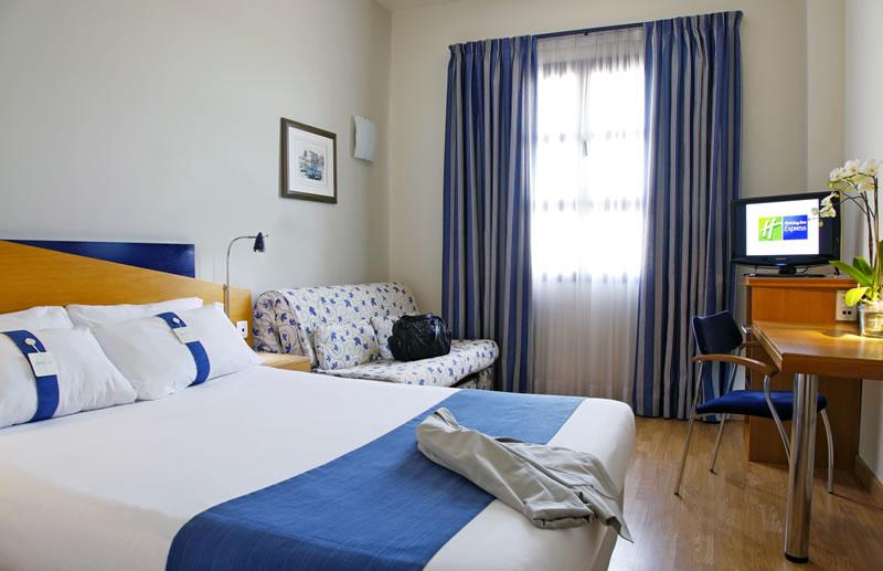 Holiday Inn Express Ciudad De Las Ciencias By Ihg Valencia Eksteriør billede