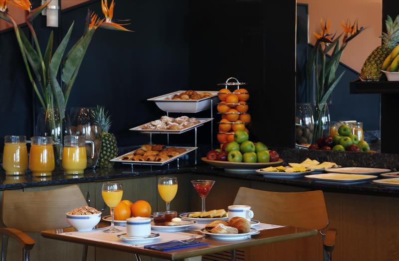 Holiday Inn Express Ciudad De Las Ciencias By Ihg Valencia Eksteriør billede
