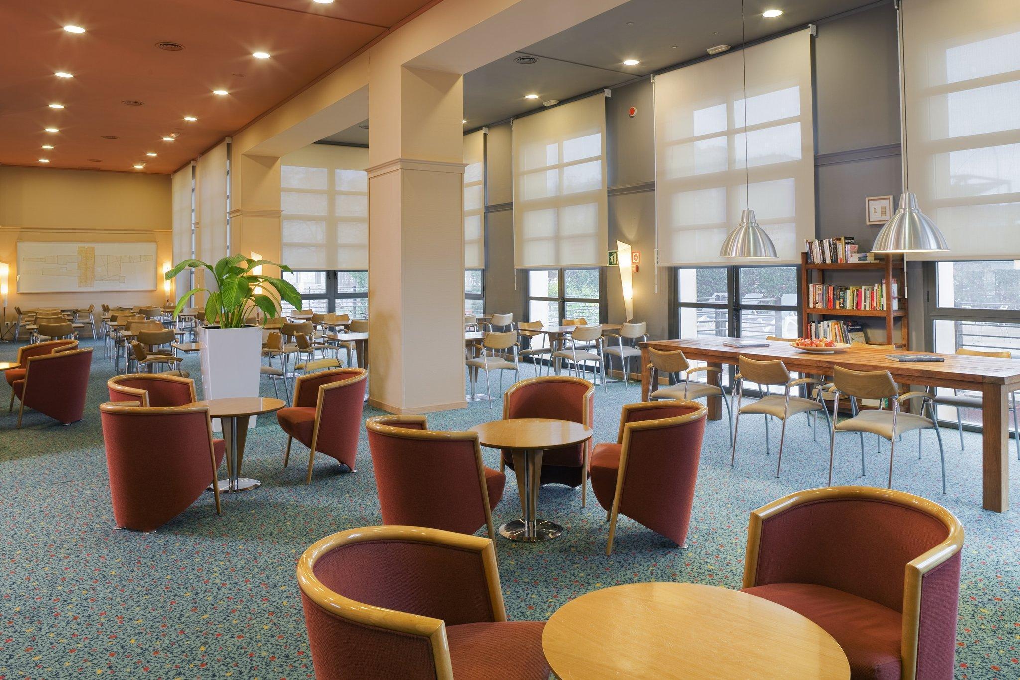 Holiday Inn Express Ciudad De Las Ciencias By Ihg Valencia Eksteriør billede