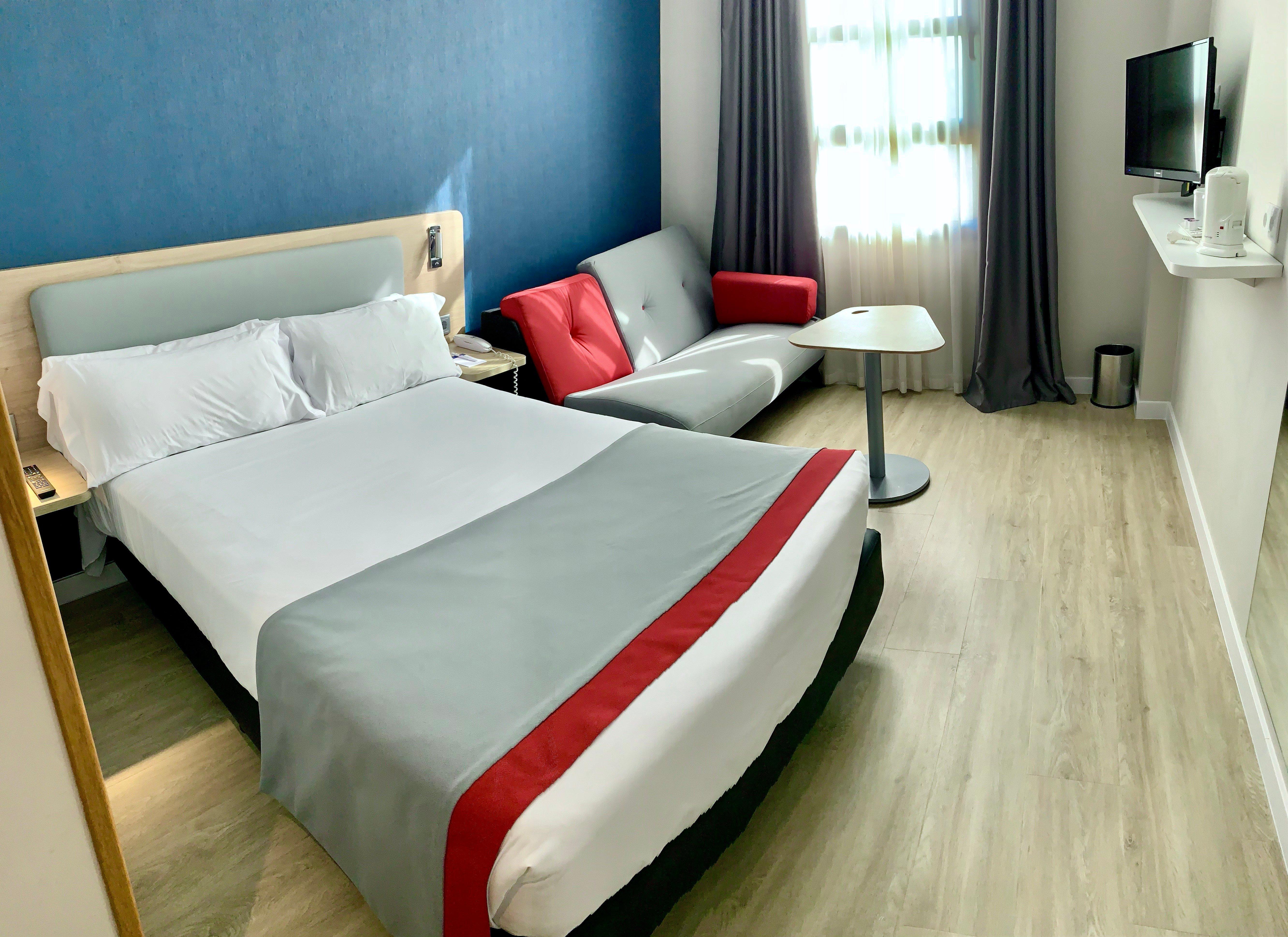 Holiday Inn Express Ciudad De Las Ciencias By Ihg Valencia Eksteriør billede